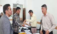 گزارش تصویری / قدردانی دکتر امیدعلی عادلی معاون توسعه مدیریت و منابع از کارکنان حوزه معاونت توسعه دانشگاه به مناسبت روز کارمند